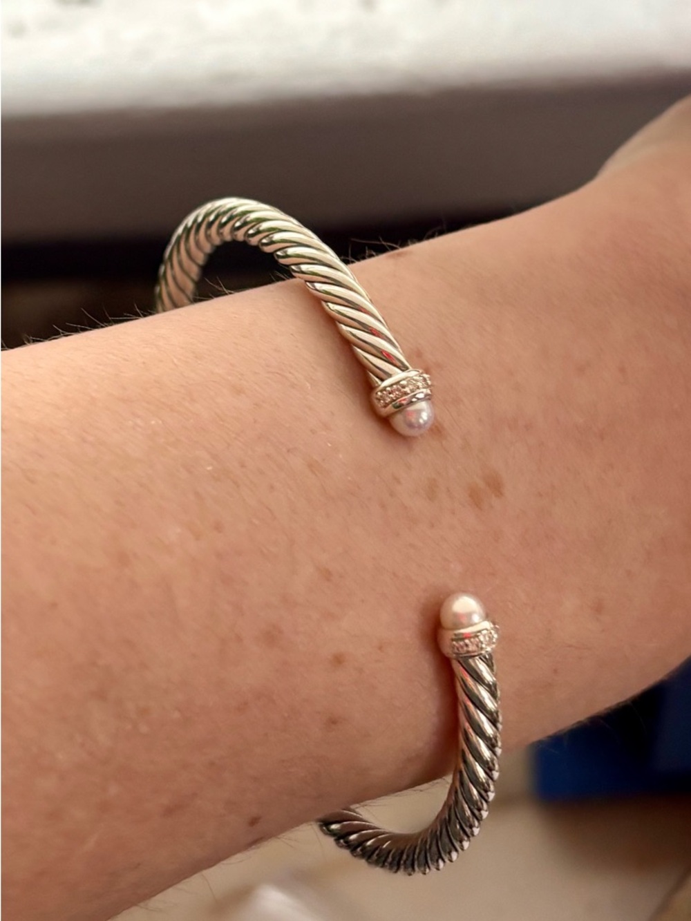 David Yurman Silver Cable Cuff with Pearl End Caps & Diamonds - Picture 3 of 11